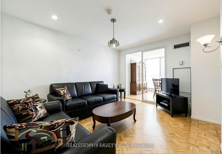 Property Photo:  24 Southport Street 756  ON M6S 4Z1 