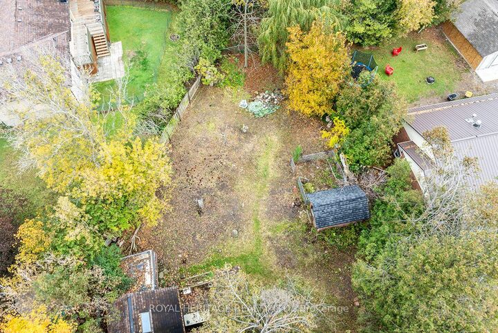 Property Photo:  2 Marshall Street  ON L0A 1G0 