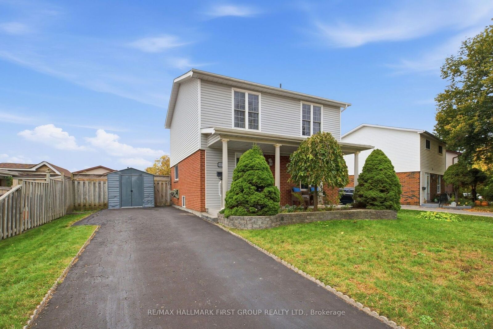Property Photo:  1057 Exeter Street  ON L1G 7G9 