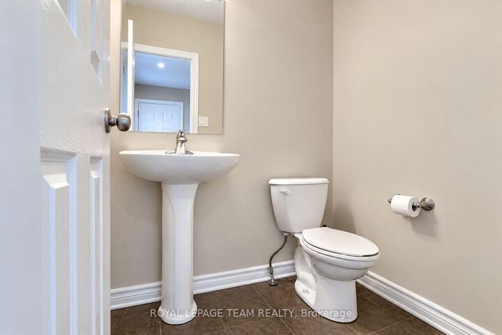 Property Photo:  125 Dunforest Terrace  ON K2J 3V1 