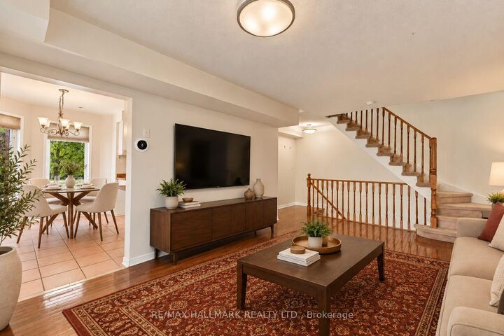 Property Photo:  19 Rosebank Drive 1106  ON M1B 5Z2 
