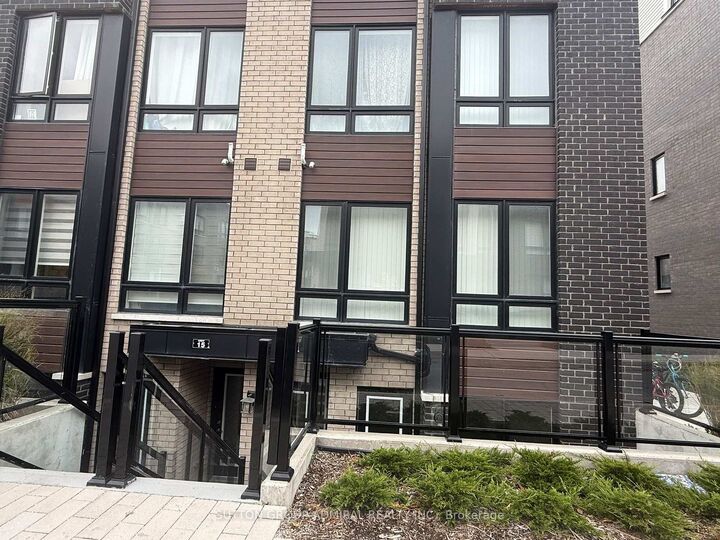 Property Photo:  235 McLevin Avenue 19  ON M1B 1E7 