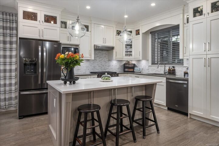 Property Photo:  9048 Driftwood Dr  BC V0R 1K2 