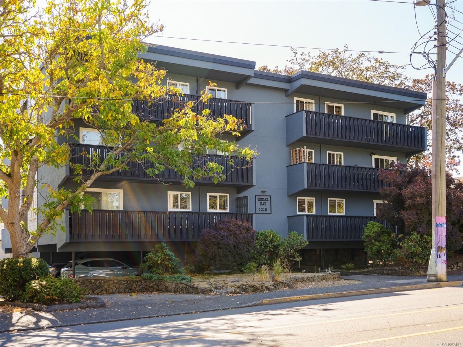 Property Photo: 1215 Bay St #201 BC V8T 1S7