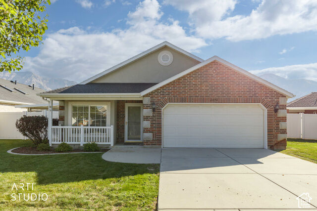 Property Photo: 2490 N Dorchester Ave UT 84414