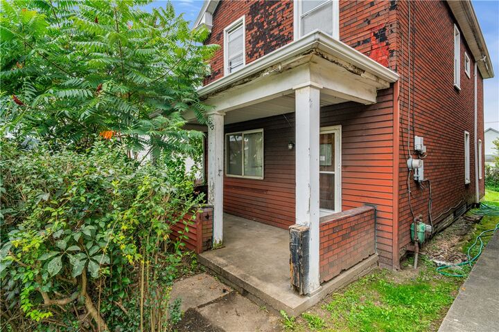 Property Photo: 405 32nd Street PA 15132
