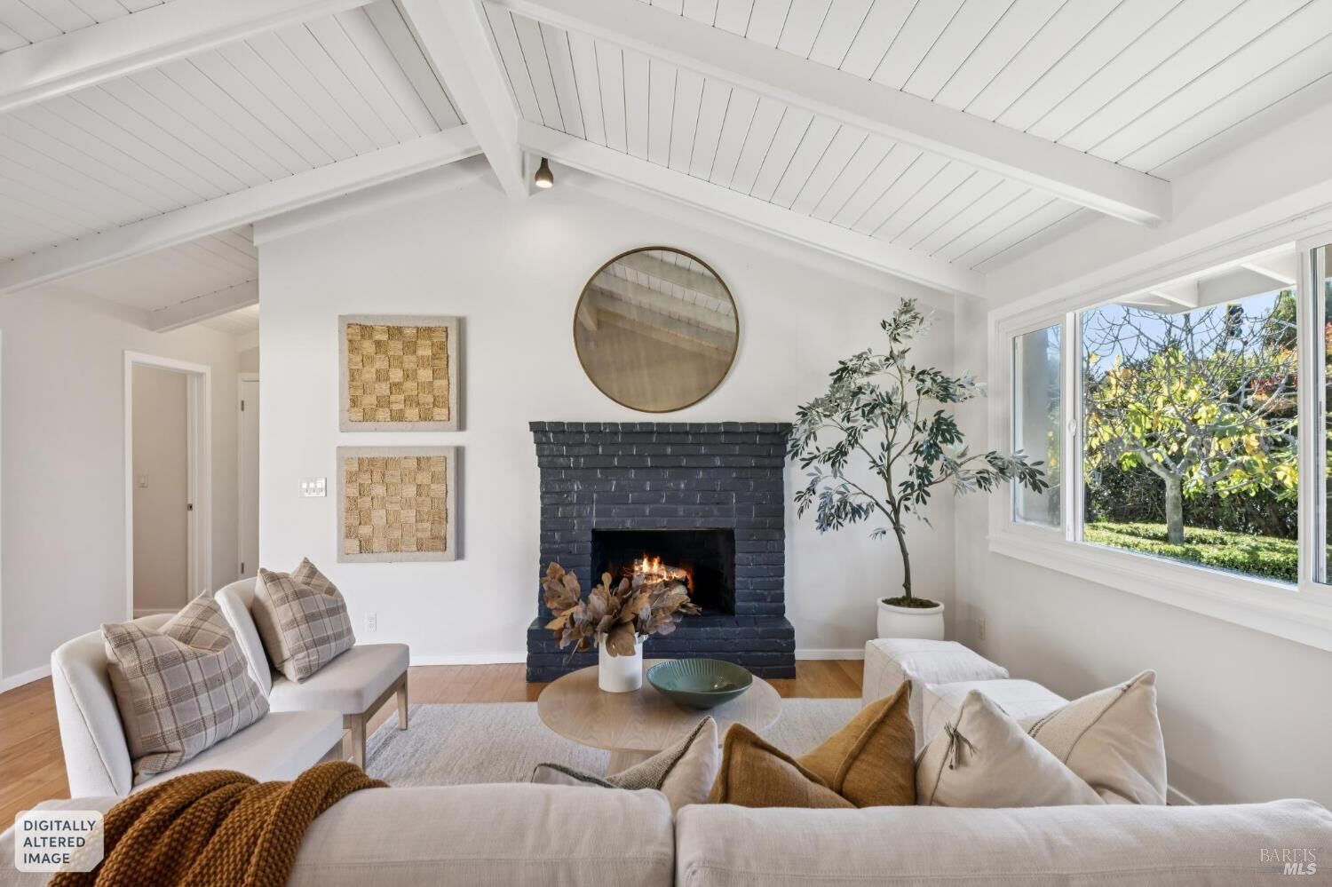 Property Photo:  893 Tiburon Boulevard  CA 94920 