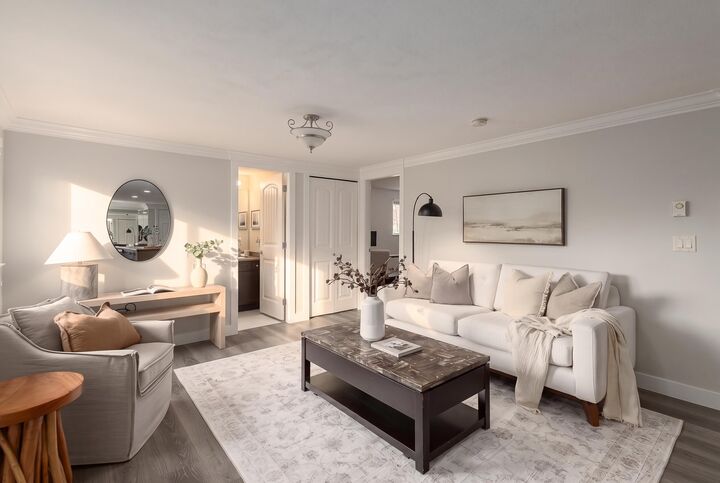 Property Photo: 33475 Cherry Avenue BC V2V 2V5