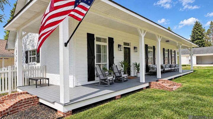 Property Photo: 13081 Bluff Rd LA 70734