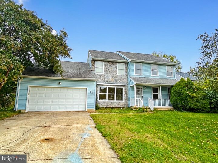 Property Photo:  51 Owls Nest Circle  DE 19701 