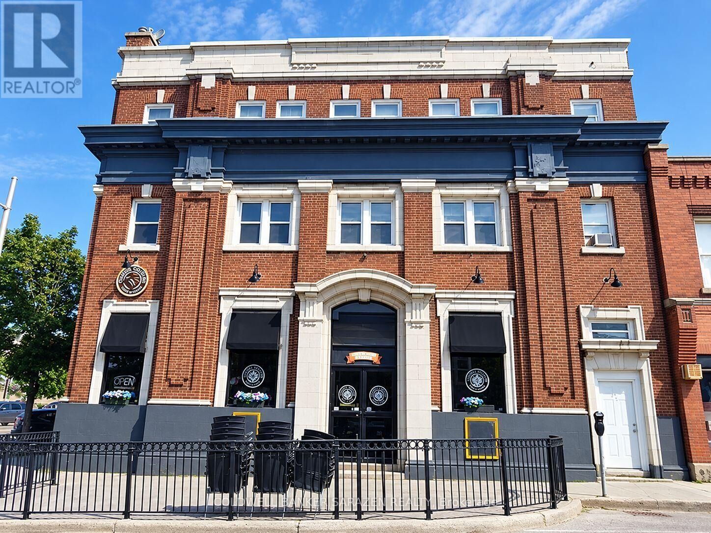 Property Photo:  2 Russell Street East 2  ON K7A 1E8 