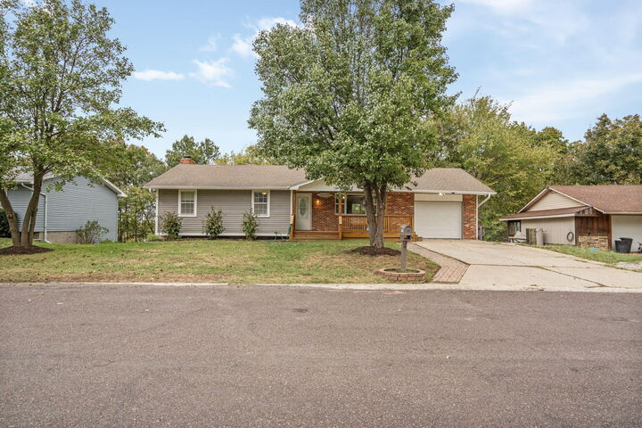 Property Photo:  501 E Hackberry Blvd  MO 65202 
