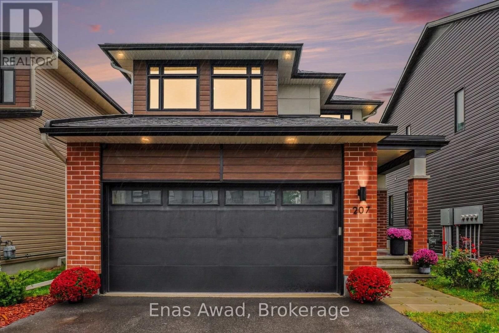 Property Photo:  207 Bristol Crescent  ON K0G 1J0 