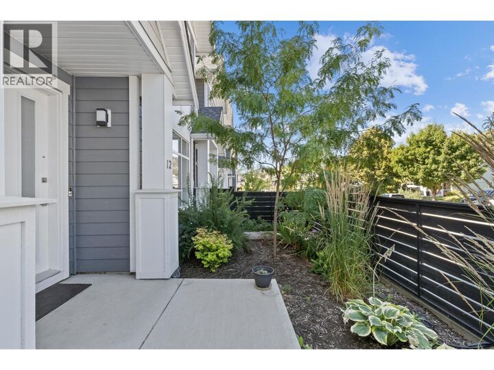 Property Photo:  115 Wyndham Crescent 12  BC V1V 1Z2 