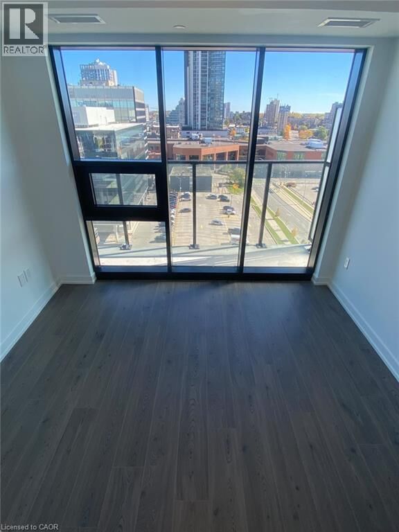 Property Photo:  30 Francis Street South 1207  ON N2G 0B5 