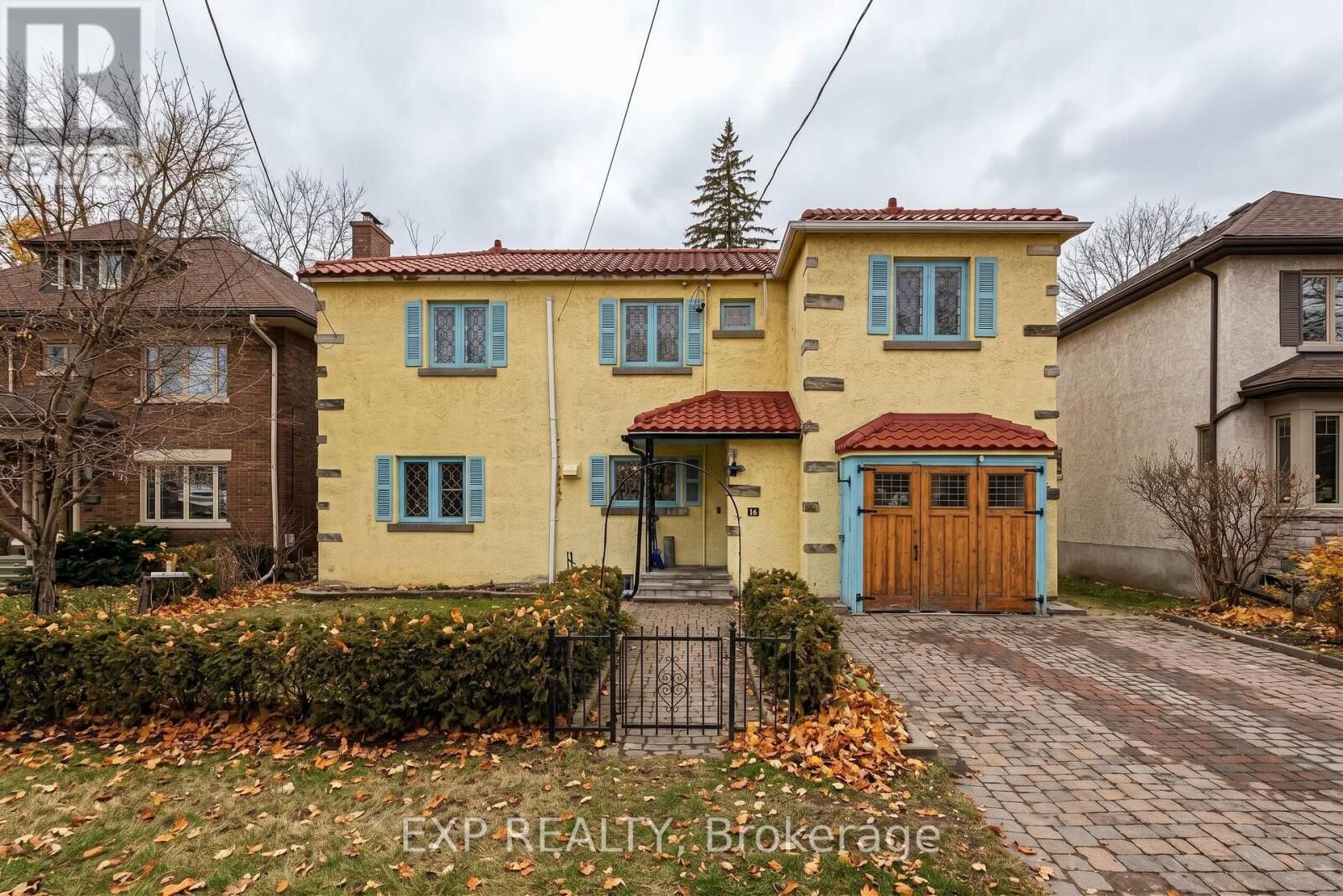 Property Photo:  16 Lakeview Terrace  ON K1S 3H4 