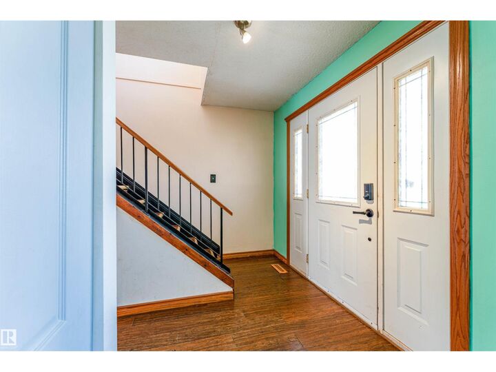 Photo de la propriété:  113 Greenwood Dr  AB T7X 1X8 
