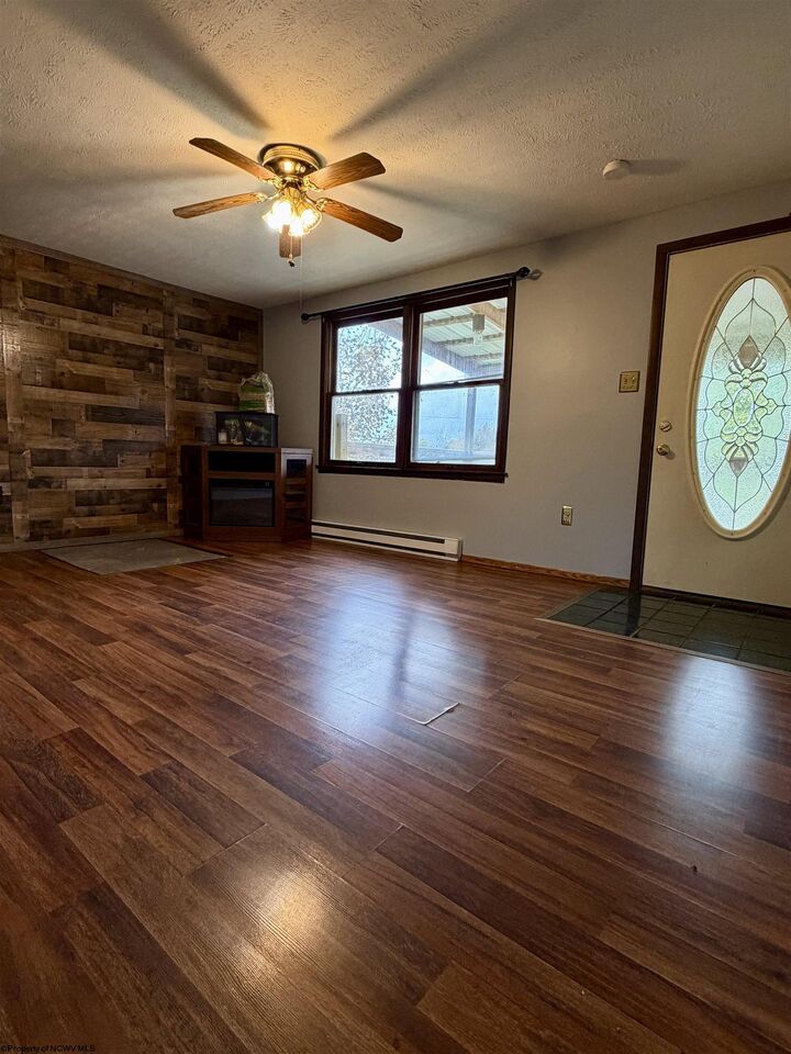 Property Photo:  531 Johnson Avenue  WV 26250 
