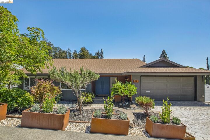 Property Photo:  22 Littlewood Drive  CA 94611 