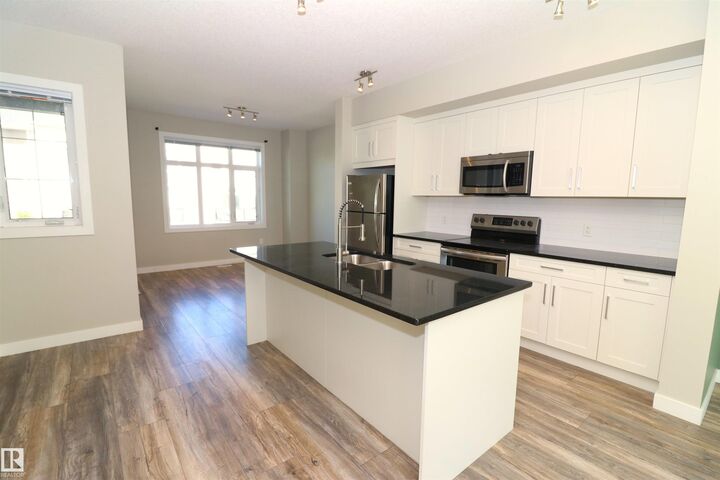 Property Photo:  600 Bellerose Drive 77  AB T8N 7T5 