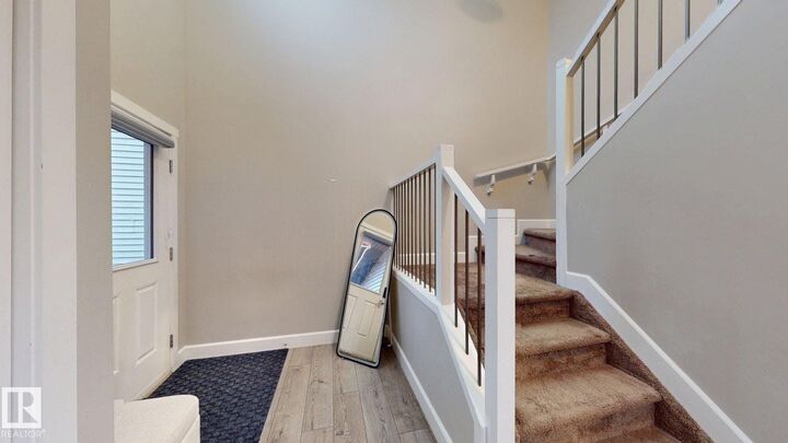 Property Photo:  713 40 Street SW  AB T6X 2G4 