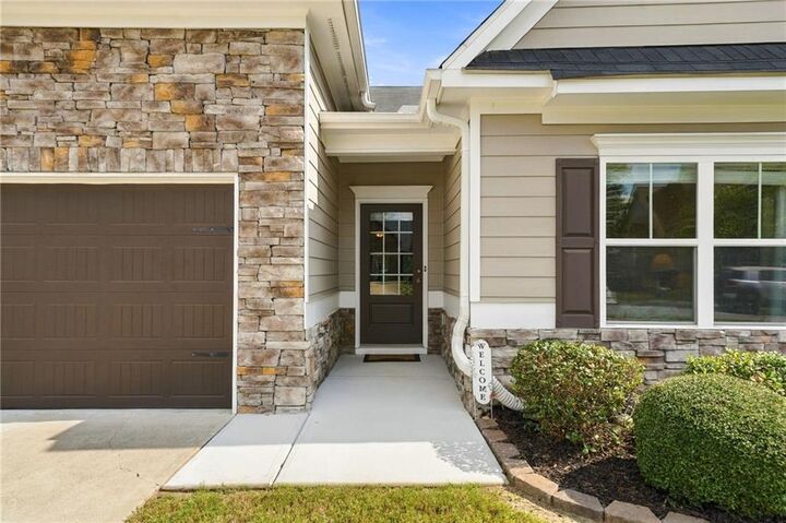 Property Photo:  402 Cherubs Smile  GA 30114 