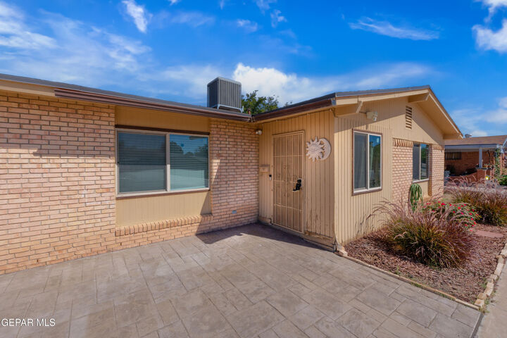 Property Photo: 10133 Renfrew Drive TX 79925