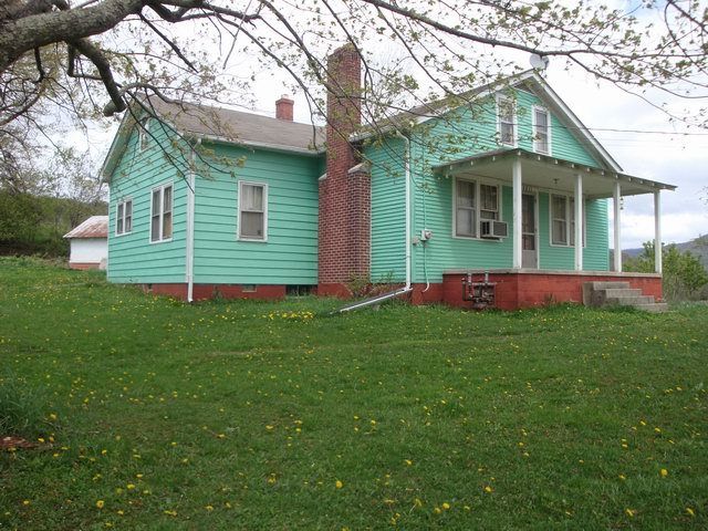 Property Photo: 10833 W Midland Trl WV 24931