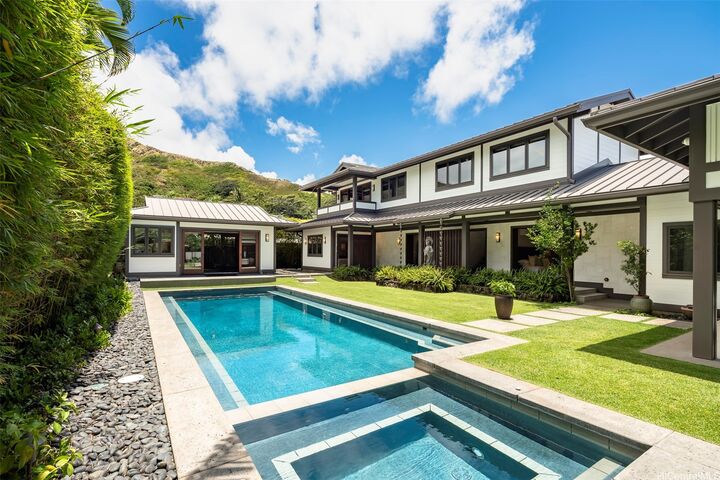 Property Photo:  1011 Mokulua Drive  HI 96734 