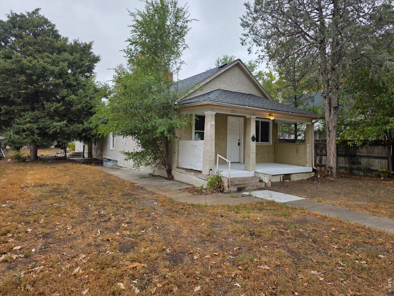 Property Photo:  223 Meeker St  CO 80701 