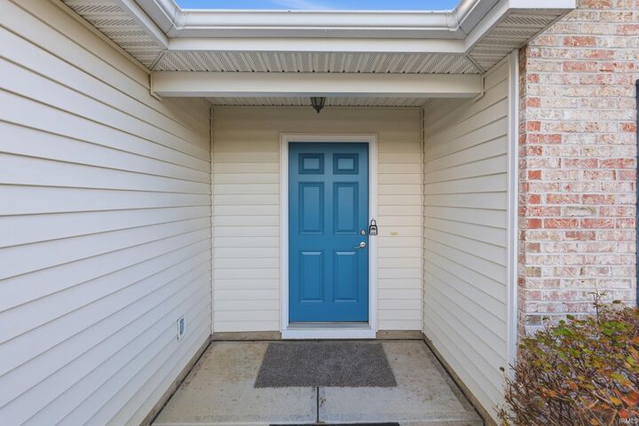 Property Photo: 7418 Haida Way IN 46818-8637