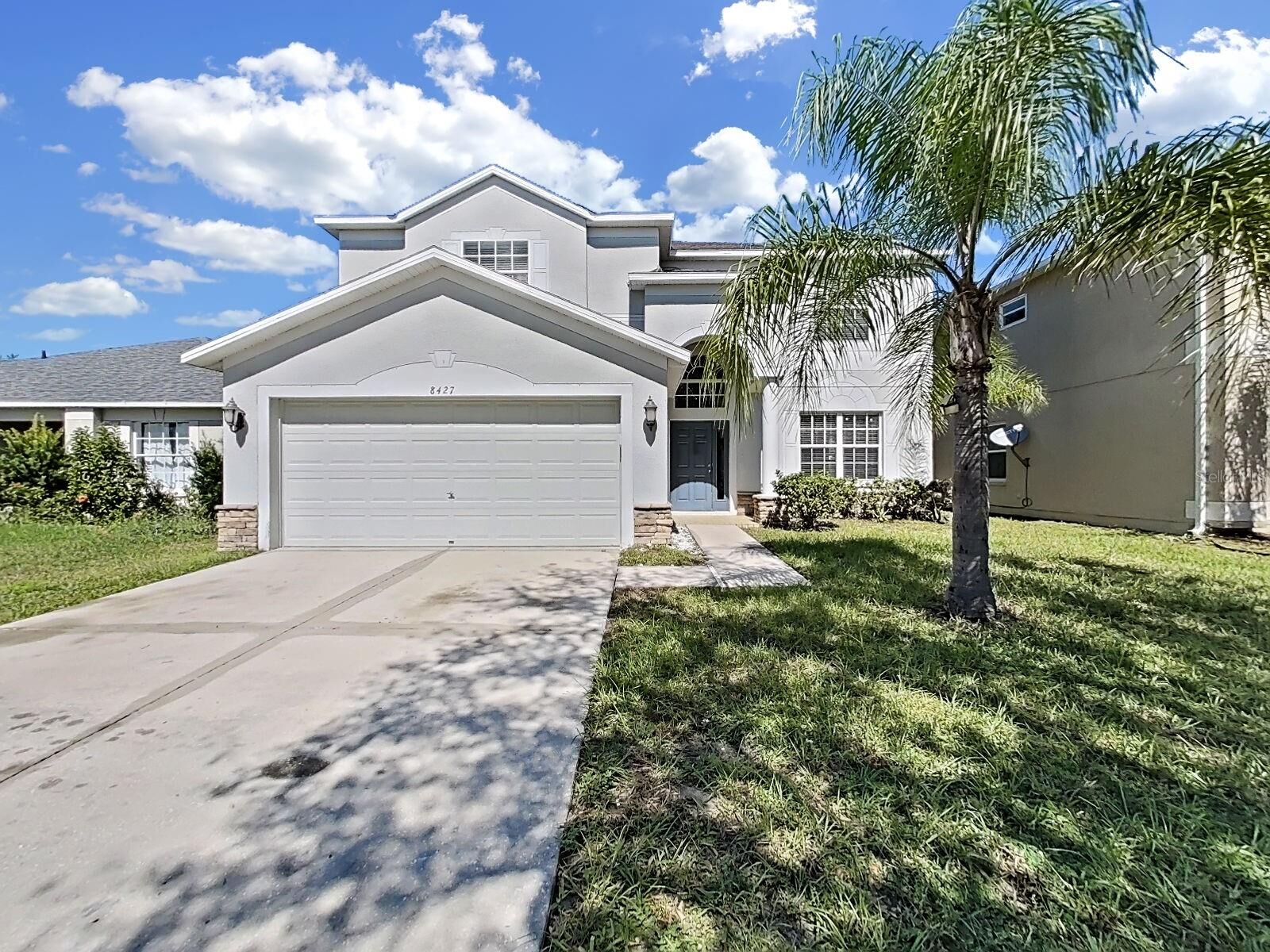 Property Photo:  8427 Carriage Pointe Drive  FL 33534 