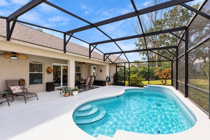 Property Photo:  15929 Mercott Court  FL 34714 
