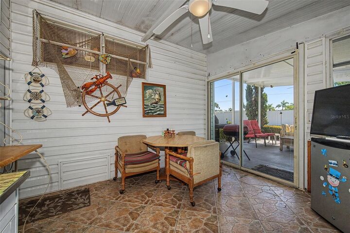 Property Photo:  18 Drury Lane  FL 34689 