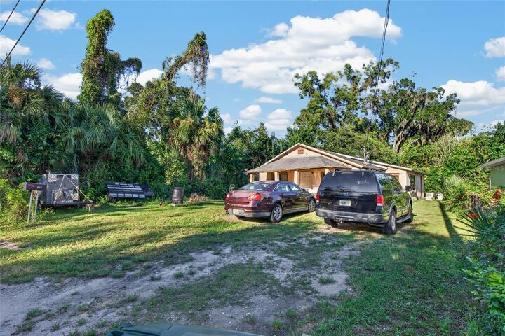 Property Photo: 529 Tomoka Road FL 32114