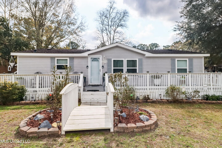 Property Photo:  10521 Riverroad Drive  MS 39503 