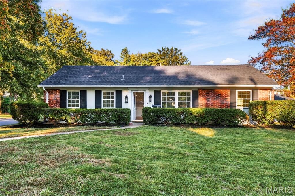 Property Photo: 928 S Gore Avenue MO 63119