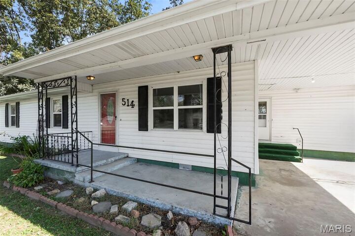 Property Photo: 514 Dean MO 63867