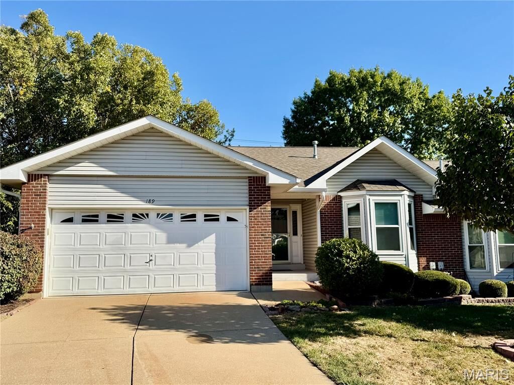 Property Photo:  189 Southern Oaks Drive  MO 63303 