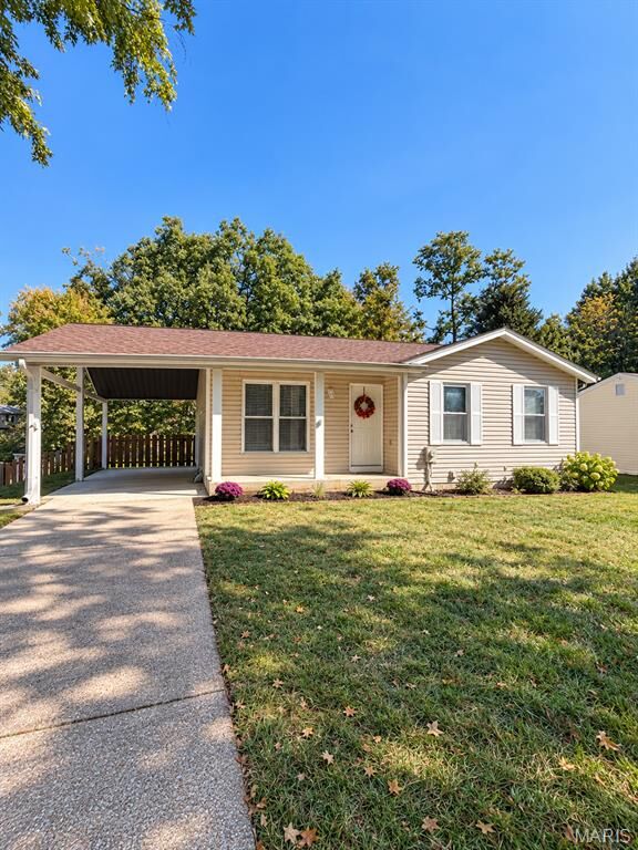 Property Photo: 1290 Meadow Trail Lane MO 63026