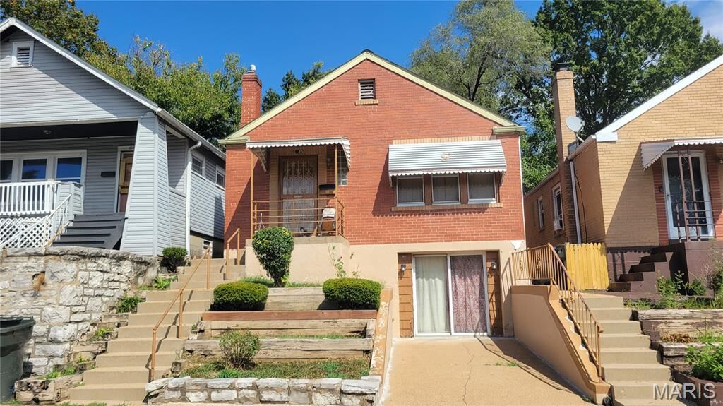 Property Photo: 6145 E Sherry Avenue MO 63136