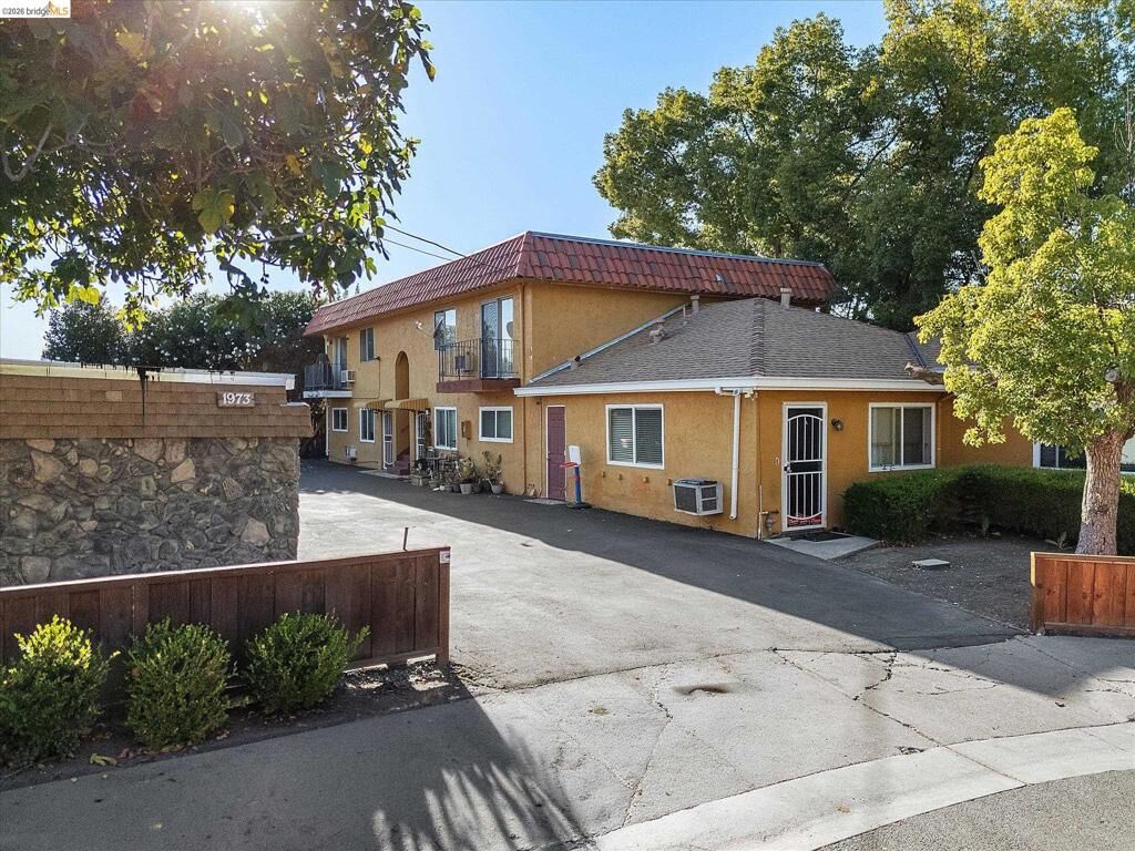 Property Photo:  1973 Jacqueline Way  CA 94519 