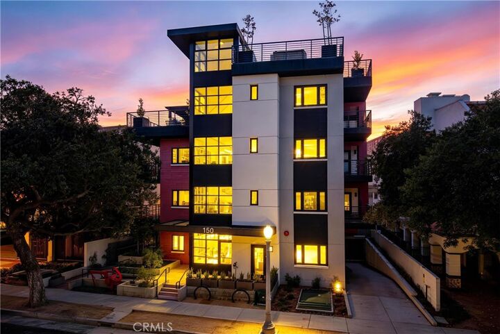 Property Photo:  150 S Oak Knoll Avenue 205  CA 91101 