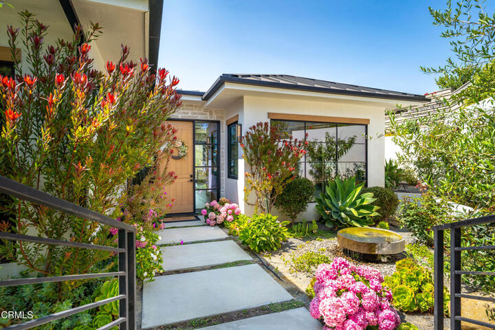 Property Photo:  3247 Breaker Drive  CA 93003 