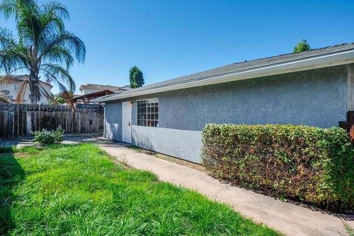 Property Photo:  757 S Anza Street  CA 92020 