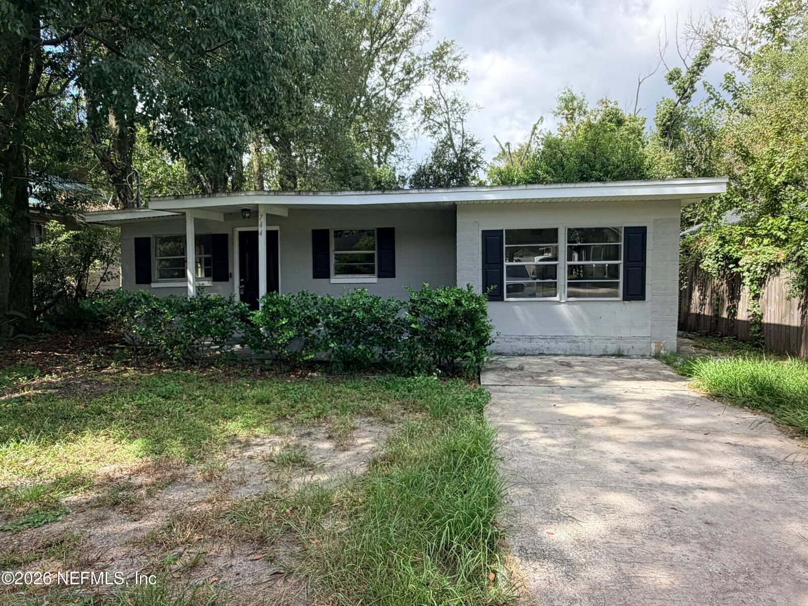 Property Photo: 744 Mackinaw Street FL 32254
