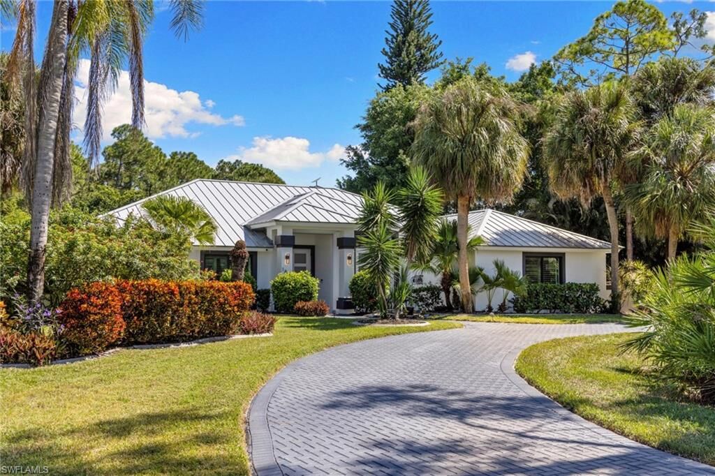 Property Photo:  1806 Princess Ct  FL 34110 