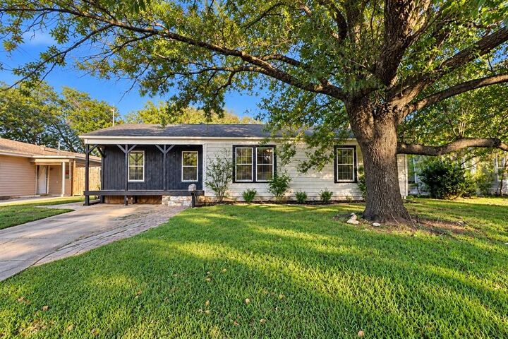 Property Photo:  1817 N Alexander Street  TX 75092 