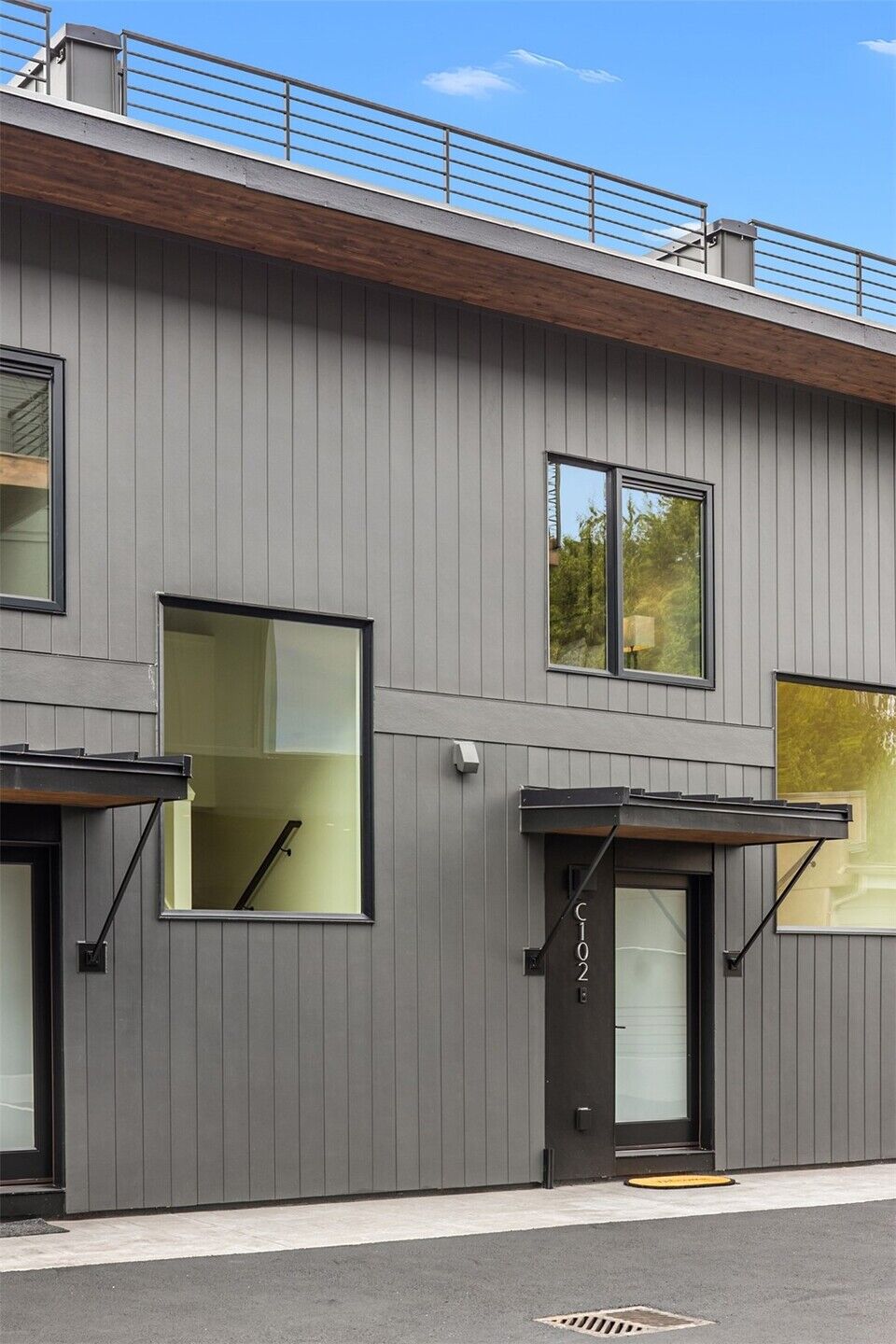 Property Photo: 614 5th Avenue S C106 WA 98020