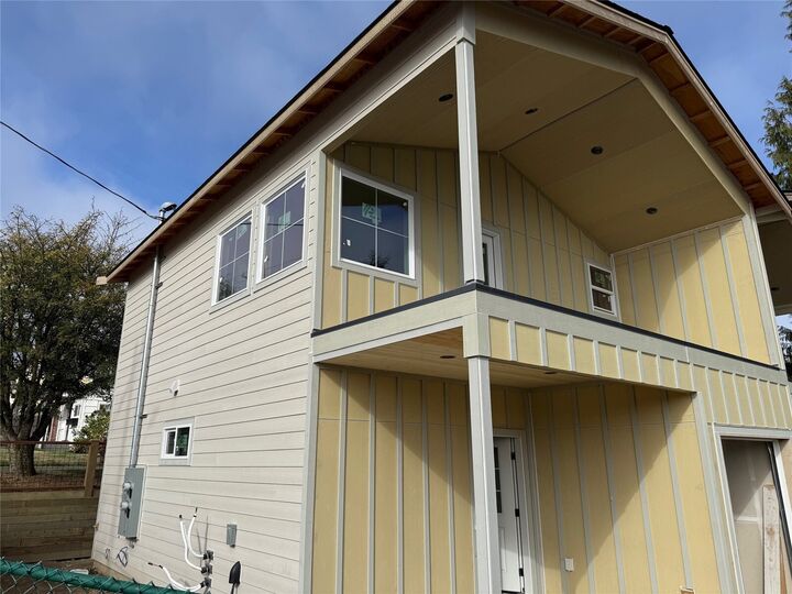 Property Photo: 7414 Cascade Drive 2A WA 98203